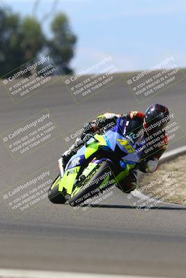 media/Sep-21-2025-TrackDaz (Sun) [[277c75b276]]/B Group/1220pm (Turn 2)/